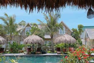 Nghỉ Ngơi Và Thả Hồn Vào Không Gian Xanh Mát Tại SoNa Resort