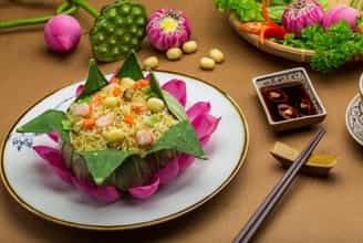 Đưa Hương Sen Vào Bữa Ăn Qua Cơm Sen Cung Đình Huế
