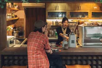 Sắc Màu Nghệ Thuật Và Hương Vị Cà Phê Độc Lạ Tại Mood Kafe Huế