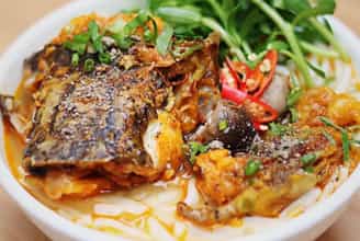 Bánh canh cá lóc Huế – Món ăn “đậm vị” làm say lòng thực khách