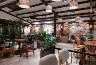 Một ngày chill tại Quinoa Café: Đồ uống ngon – View đẹp – Nhạc hay