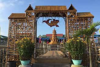 Trải Nghiệm Hải Sản Tươi Ngon Đậm Hương Biển Tại Đầm Chuồn Hương Quán