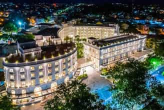 Silk Path Grand Hue Hotel – Nơi Giao Thoa Giữa Cổ Điển Và Hiện Đại