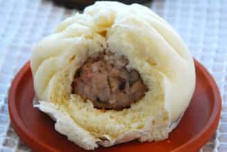 Bánh Bao Tài Có: Hương Vị Gia Truyền Ẩn Mình Trong Hẻm Nhỏ