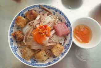探寻南越古早味:Dì Hai Thới 六十年传承Bì Bún,一口穿越时光的美味体验