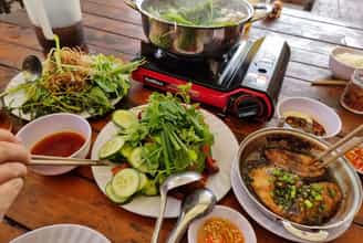 Say Đắm Hương Vị Lẩu Xí Quách Và Hải Sản Tươi Ngon Tại Hồng Cúc