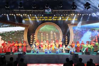 Lễ Hội Ok Om Bok Vĩnh Long Rực Rỡ Sắc Màu Văn Hóa Khmer