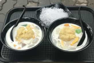 Ghé 12A Thể Giao Thưởng Thức Bát Chè Sầu Béo Ngậy