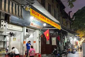 Bún Chả 41 Cửa Đông:河内老街深处,祖传风味名声远扬