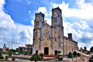 Về Giao Ninh: Chiêm Ngưỡng Nhà Thờ Trăm Tuổi Và Ký Ức Làng Quê Xưa