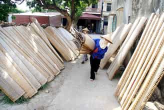 Làng Nghề Bánh Đa Nem Làng Chều: Tinh Hoa Ẩm Thực Vùng Đất Nam Xang