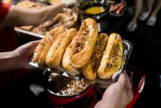宁平这家十年没涨价的Hạnh Mùi 法式肉酱Bánh Mì,味道竟然是…
