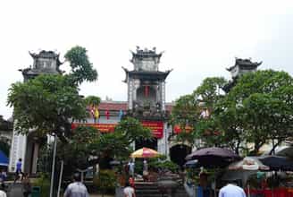 Hành Trình Tìm Về Cội Nguồn Tại Đền Bảo Lộc Ninh Bình