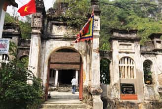 Bach Linh Temple.