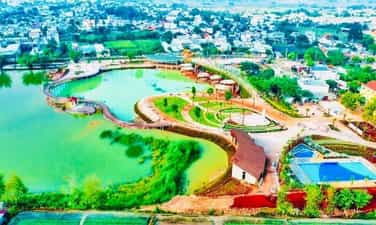 ‘Sạc’ năng lượng cho một tuần mới tại những điểm đến xanh mát ở TP.HCM