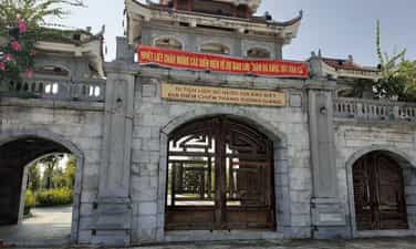 スオンザン戦勝地史跡地区