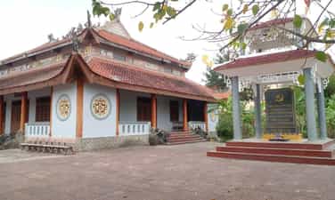 Đình làng Lũ Phong