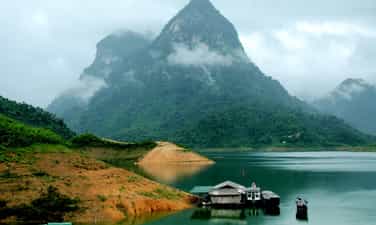 Núi Pắc Tạ