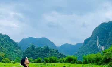 Một thảo nguyên xanh ở Đắk Lắk được giới trẻ săn đón vì cảnh đẹp mê ly
