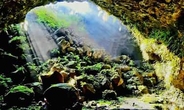 Hang động núi lửa Chư Bluk