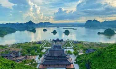 Ngôi chùa lớn bậc nhất thế giới ở núi Thất Tinh - Đất Phật cõi trần gian