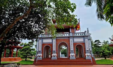 Đền Xã Tắc.
