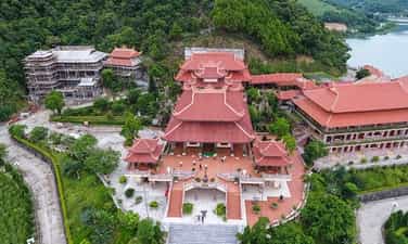 Cua Ong 寺历史遗迹。