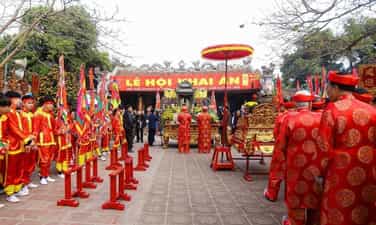 Lễ hội Khai ấn đền Trần