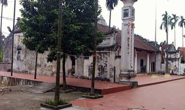 Dong Bo Dau Temple