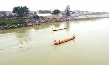 Nhu Nguyet 승리 축제