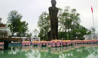 Vinh Trinh massacre relic site