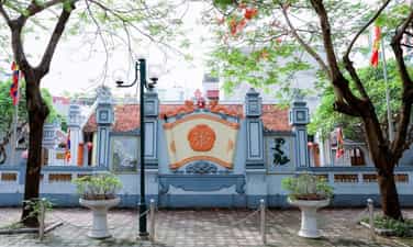 Chu Van An Temple