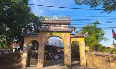 Nhà thờ Tiền hiền Phong Lệ