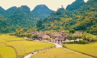 Làng Tày Bản Giuồng