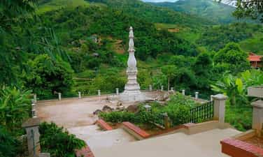 Tháp cổ Chiềng Sơ