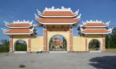 Temple dedicated to General and Duke Tran Van Nang