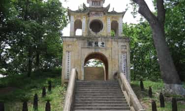 HISTORICAL RELIC OF TRUNG LIET TEMPLE