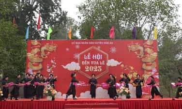 Lễ hội đền Vua Lê