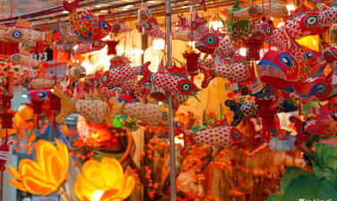 河内古街中秋市集,为当地旅游注入新活力。