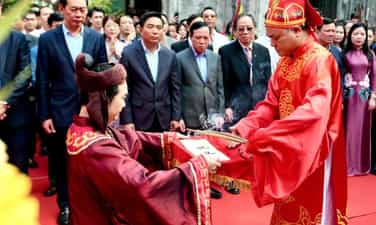 Lễ hội đền Bà Triệu