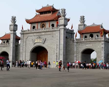 Khu di tích lịch sử Đền Hùng