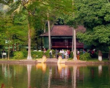 Khu di tích Chủ tịch Hồ Chí Minh