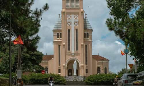 Rooster Church - Enraptured by the ancient charm amidst the heart of Da Lat