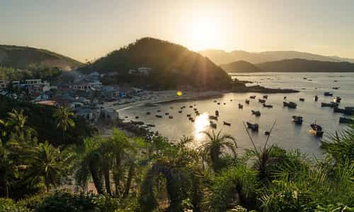 Khám Phá Vẻ Đẹp Bình Yên Tại Làng Chài Gành Đỏ Phú Yên
