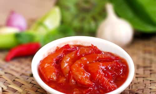 Mắm Tôm Chua Huế: Hương Vị Đậm Đà, Món Quà Đặc Sản Không Thể Bỏ Qua