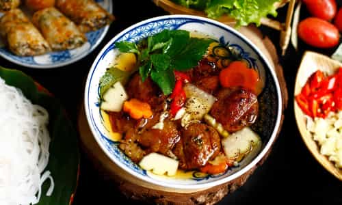 Bún Chả Hà Nội - Tinh hoa ẩm thực của đất Hà Thành