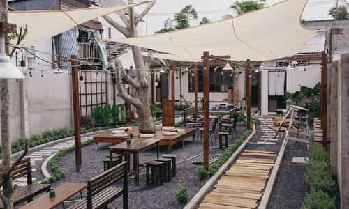 Chiều Bình Yên Ở Quán Cà Phê Nhà Bên Sông
