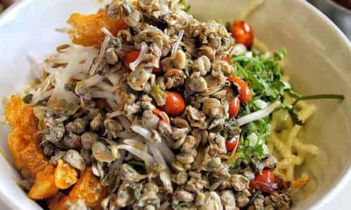 Hoi An mussel rice - Charming taste of home