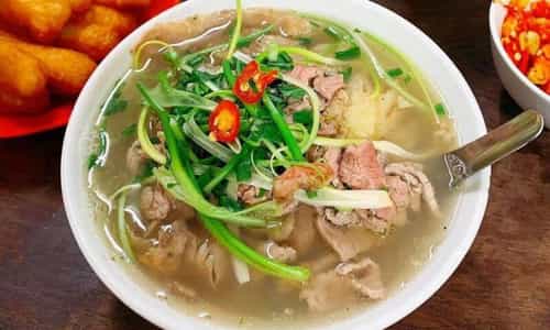 Thưởng Thức Phở Bát Đàn: Hương Vị Phở Xưa Được Lưu Truyền Hơn 100 Năm