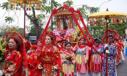 Lễ Điện Hòn Chén – Nơi Giao Thoa Giữa Tín Ngưỡng Dân Gian và Cung Đình